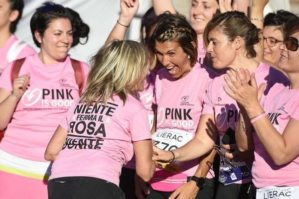 Foto LaPresse - Fabio Ferrari
17 06 2017 Milano ( Italia )
Sport
Lierac Beauty Run 2017, la corsa dedicata alle donne.
Nella foto:durante la manifestazione