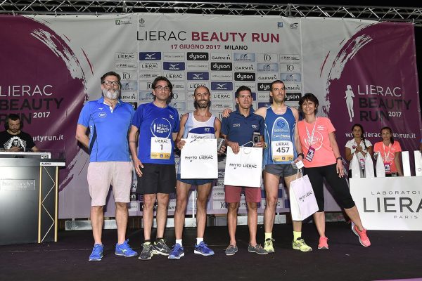 Foto LaPresse - Fabio Ferrari
17 06 2017 Milano ( Italia )
Sport
Lierac Beauty Run 2017, la corsa dedicata alle donne.
Nella foto:durante la manifestazione