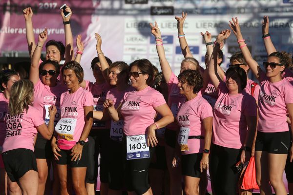 Foto LaPresse - Stefano Porta
17 06 2017 Milano ( Italia )
Sport
Lierac Beauty Run 2017, la corsa dedicata alle donne.


Photo LaPresse - Stefano Porta
June 17, 2017 Milan ( Italy )
sport
Lierac Beauty Run 2017, the race dedicated to women.