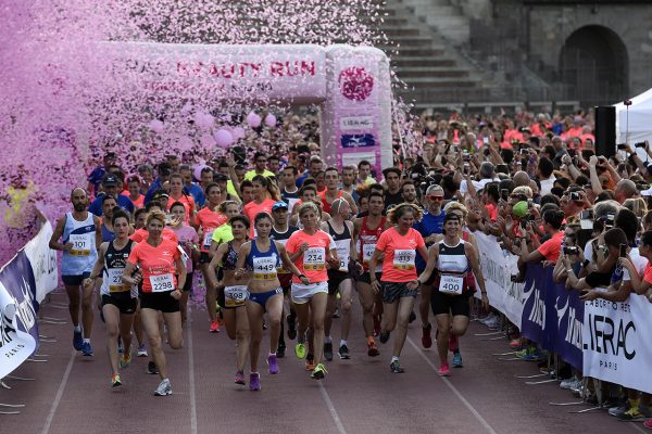 Foto LaPresse - Marco Alpozzi17 06 2017 Milano ( Italia )SportLierac Beauty Run 2017, la corsa dedicata alle donne.Nella foto:Photo LaPresse - Marco AlpozziJune 17, 2017 Milan ( Italy )sportLierac Beauty Run 2017, the race dedicated to women.in the pic: