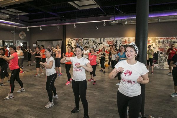 Foto LaPresse -Stefano De Grandis
12/05/2018  Bologna città ( italy )

Lierac  beauty run 2018 

allenamento piazza repubblica palestra