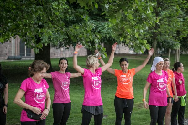 Foto LaPresse/Stefano De Grandis
26/04/18 Milano


Allenamento Lierac per Beauty Run
Presso Banca Intesa piazza cordusio