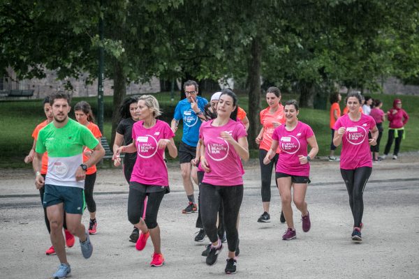 Foto LaPresse/Stefano De Grandis
26/04/18 Milano


Allenamento Lierac per Beauty Run
Presso Banca Intesa piazza cordusio