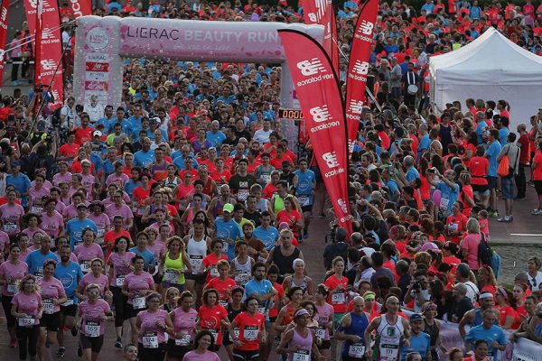 Foto LaPresse - Spada
09 Giugno 2018 - Arena Civica , Milano (Italia)  
Lierac Beauty Run 2018 
Sport 
Nella foto: partenza 10 km competitiva


Photo LaPresse - Spada
June 09  , 2018 Milan  (Italy )  
Sport 
Lierac Beauty Run 2018 
In the pic: start 10 km