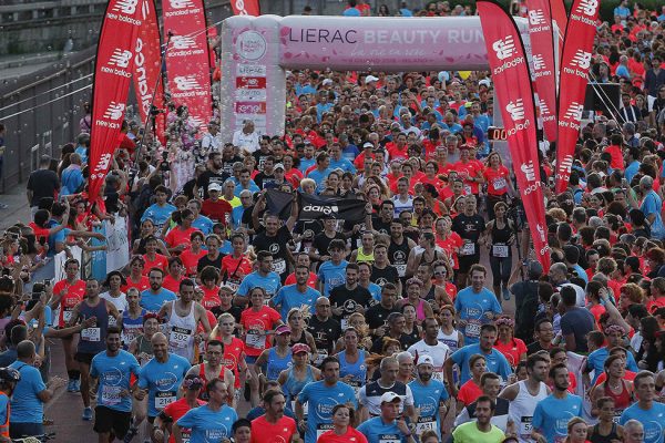 Foto LaPresse - Spada
09 Giugno 2018 - Arena Civica , Milano (Italia)  
Lierac Beauty Run 2018 
Sport 
Nella foto: partenza 10 km competitiva


Photo LaPresse - Spada
June 09  , 2018 Milan  (Italy )  
Sport 
Lierac Beauty Run 2018 
In the pic: start 10 km